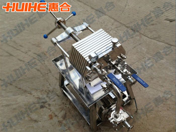 精美展示板框過濾器,不銹鋼板框過濾器實拍圖,讓客戶更直觀的了解我們的產(chǎn)品!